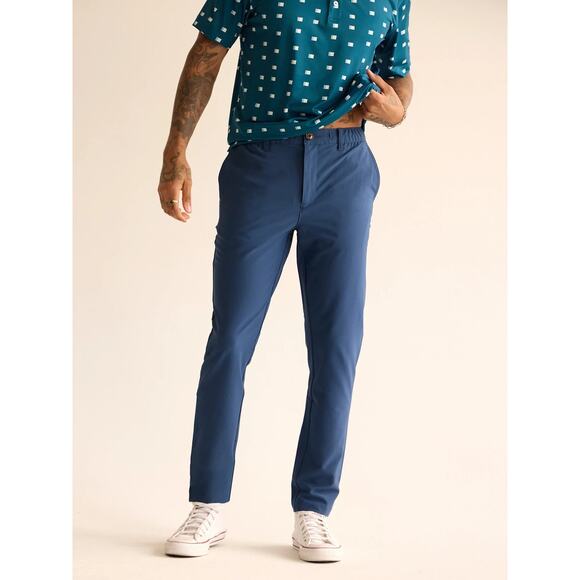 NWT Chubbies The New Avenues 32" Everywhere Pant Navy Size M - Picture 1 of 11